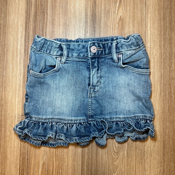 H&M Other - H&M Toddler/Little Girl Short Ruffle Hem Denim Skirt Size 5-6
